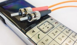 黑客技术接单联系方式全攻略：合法渠道、加密通讯与安全接单指南