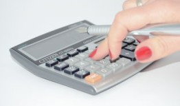 当黑客一个月多少钱？揭秘合法与非法黑客的真实收入差距，帮你避开高风险陷阱