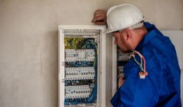 黑客v在线24小时接单：全天候网络安全服务，解决您的紧急系统问题