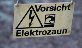 黑客技术追款靠谱吗？揭秘5大风险与合法追款方法，避免二次损失