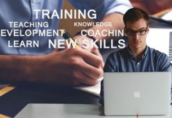 黑客在线接单联系方式全解析：合法与非法界限、暗网平台及安全风险规避指南