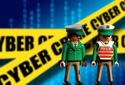 24小时黑客在线接单好技术：全天候守护您的网络安全，解决突发危机